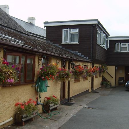 Borderers Inn Brecon Exterior photo